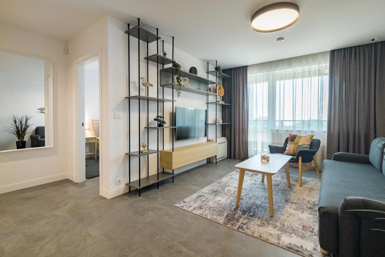 Nobile Apartment - Coral Residence Complex With Parking & Pool Varna Exteriör bild